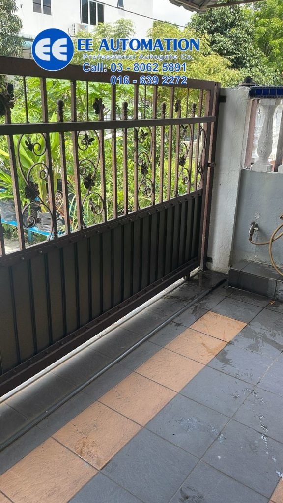 Sliding Auto Gate Roller Repair Shah Alam