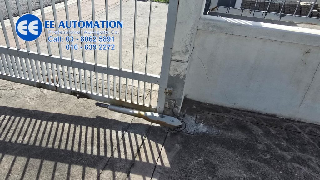 Swing Autogate Installation Setia Alam
